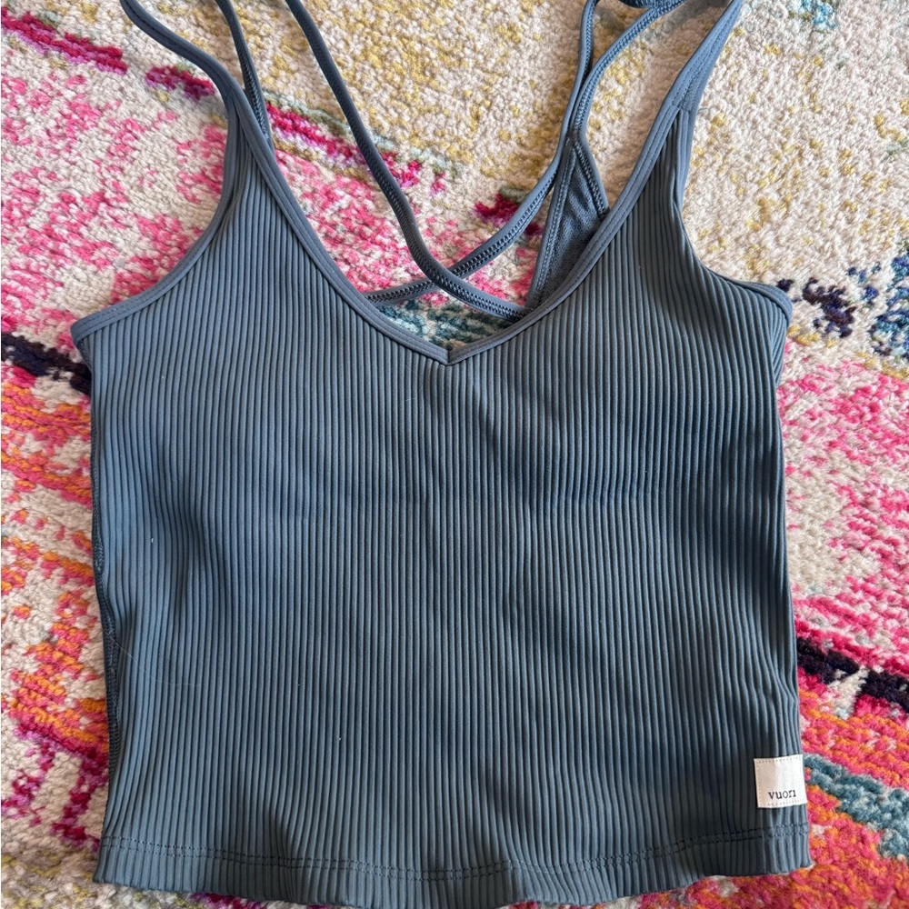 Vuori Ribbed V-Neck Strappy Tank Top in Charcoal